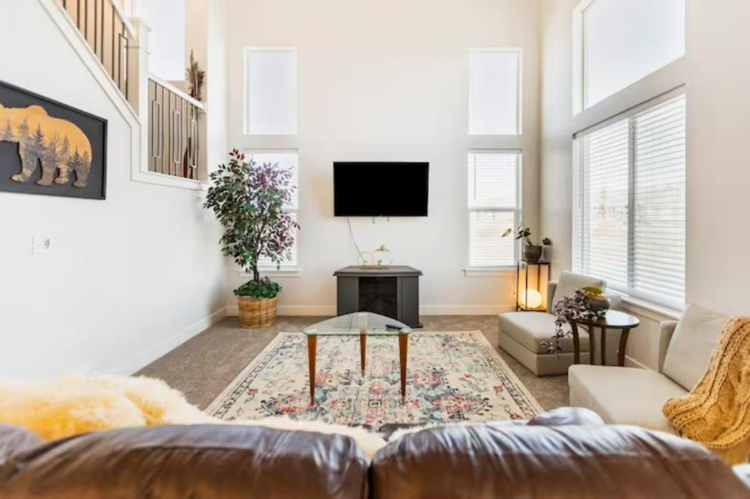 Brand New 3-Beds Stylish Entire House At Lehi Villa Buitenkant foto